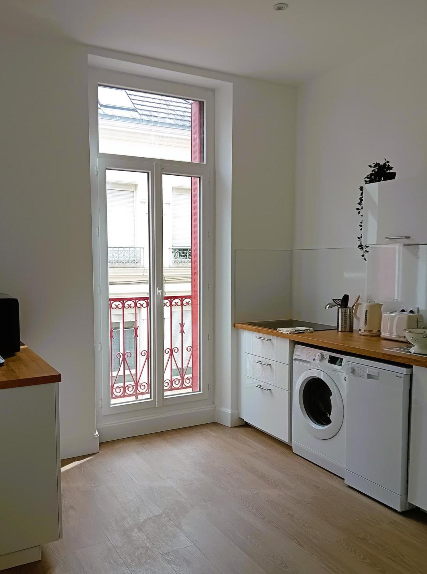 102 - Appart Renove Avec Grand Salon Et 1 Chambre - Tram Et Clinique Mutualiste A 1 Min Grenoble Eksteriør bilde
